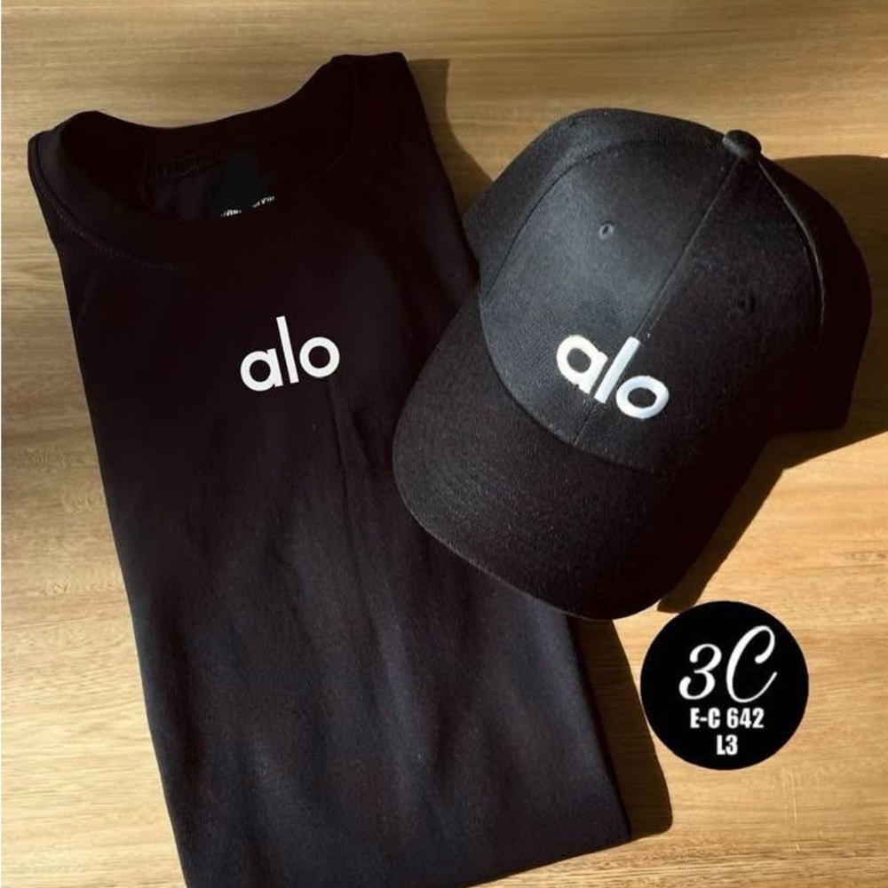 Alo Black Logo Tee and Cap Set